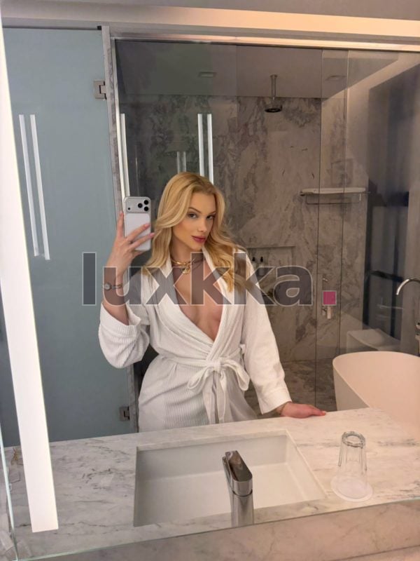 Bruna Barcelli, acompanhante trans em Moema, São Paulo, foto 55 de 58