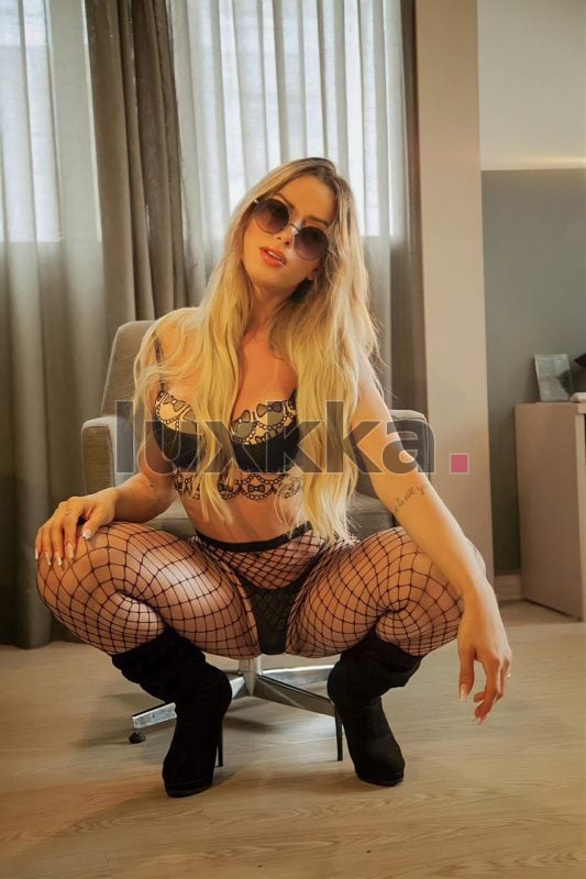 Babi Muniz, acompanhante trans na Savassi, Belo Horizonte, foto 74 de 87