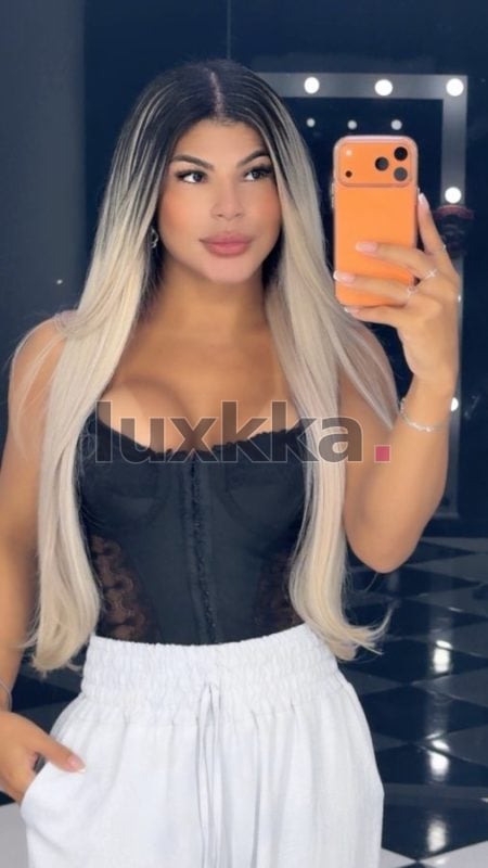 Larissa Campos, acompanhante trans na Savassi, Belo Horizonte, foto 13 de 76