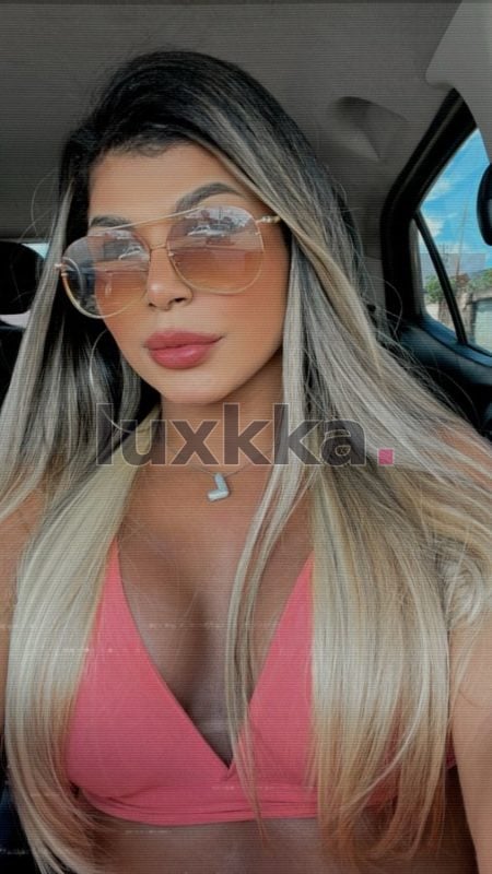Larissa Campos, acompanhante trans na Savassi, Belo Horizonte, foto 17 de 76