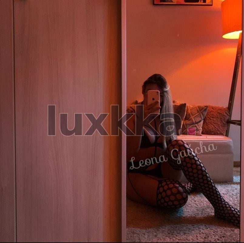 Leona Gaúcha, acompanhante trans no Centro Histórico, Porto Alegre, foto 111 de 121