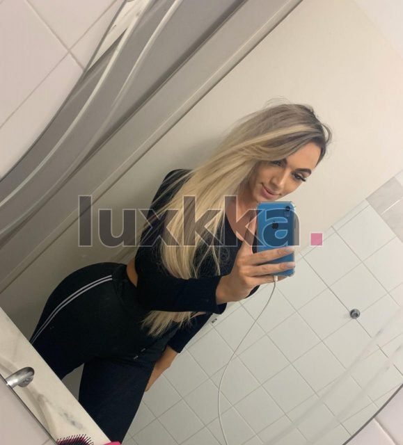 Leona Gaúcha, acompanhante trans no Centro Histórico, Porto Alegre, foto 78 de 121