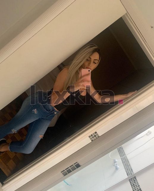 Leona Gaúcha, acompanhante trans no Centro Histórico, Porto Alegre, foto 55 de 121