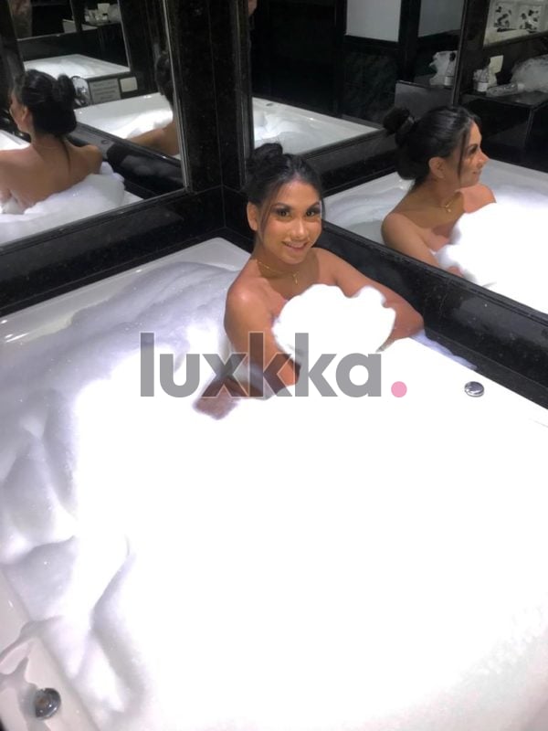 Lara Manuella, acompanhante trans no Centro Histórico, Porto Alegre, foto 19 de 22