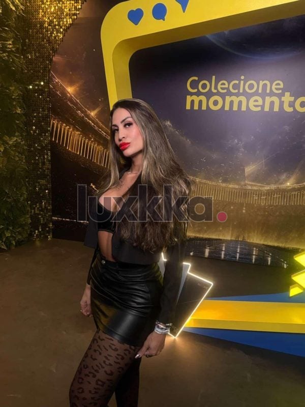 Lohanna Gaúcha, acompanhante trans no Centro Histórico, Porto Alegre, foto 50 de 73