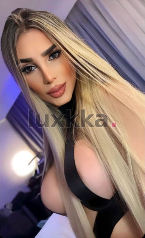 Ariella Dantas, acompanhante trans em Moema, São Paulo