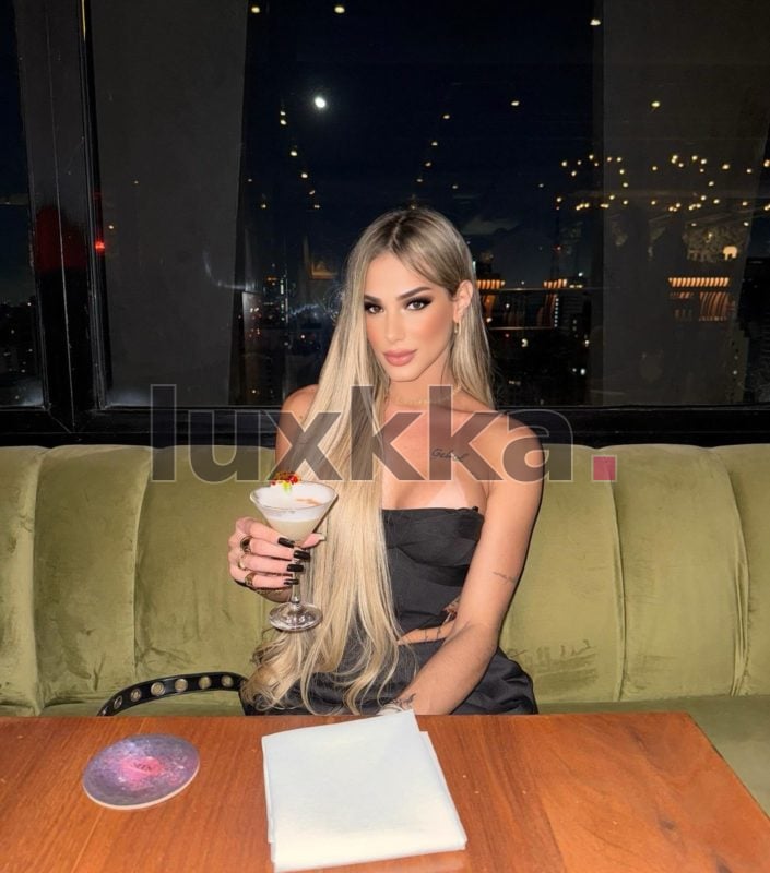 Ariella Dantas, acompanhante trans em Moema, São Paulo, foto 50 de 220