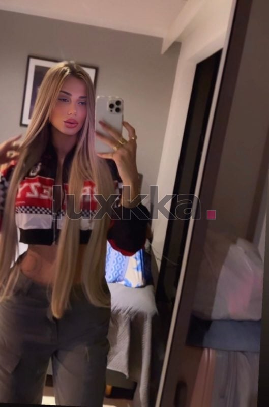 Ariella Dantas, acompanhante trans em Moema, São Paulo, foto 183 de 220