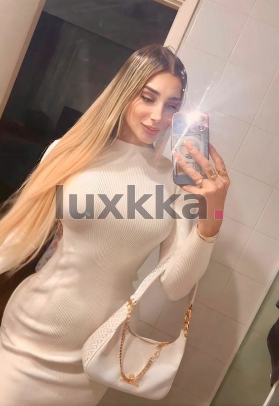 Ariella Dantas, acompanhante trans em Moema, São Paulo, foto 202 de 220