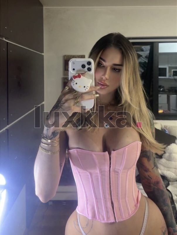 Ariella Dantas, acompanhante trans em Moema, São Paulo, foto 15 de 220