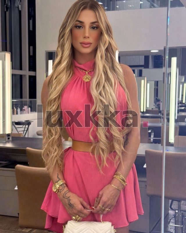 Ariella Dantas, acompanhante trans em Moema, São Paulo, foto 35 de 220