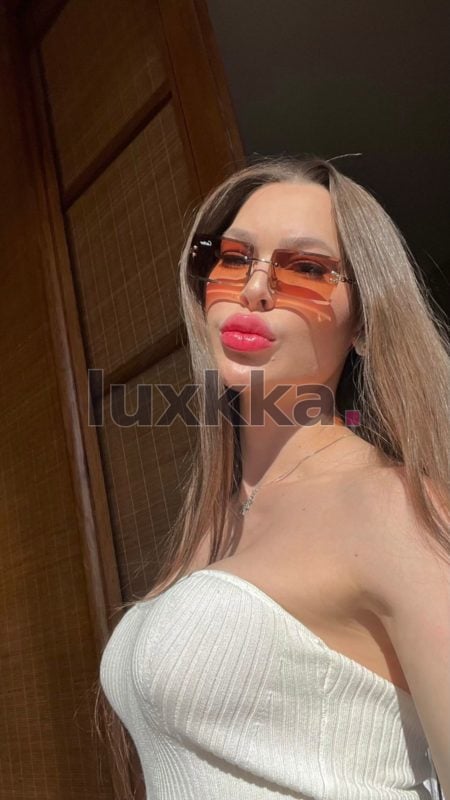Luiza Bauermann, acompanhante trans no Centro, Florianópolis, foto 119 de 343