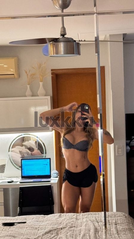 Eduarda Guti, acompanhante trans no Setor Oeste, Goiânia, foto 5 de 39