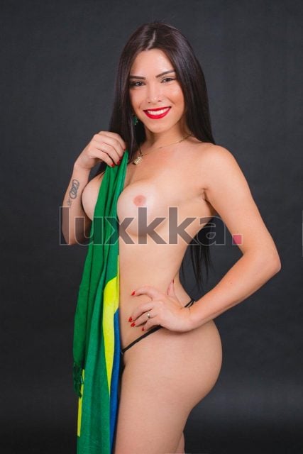 Bruna Brasil, acompanhante trans em Copacabana, Rio de Janeiro, foto 7 de 35