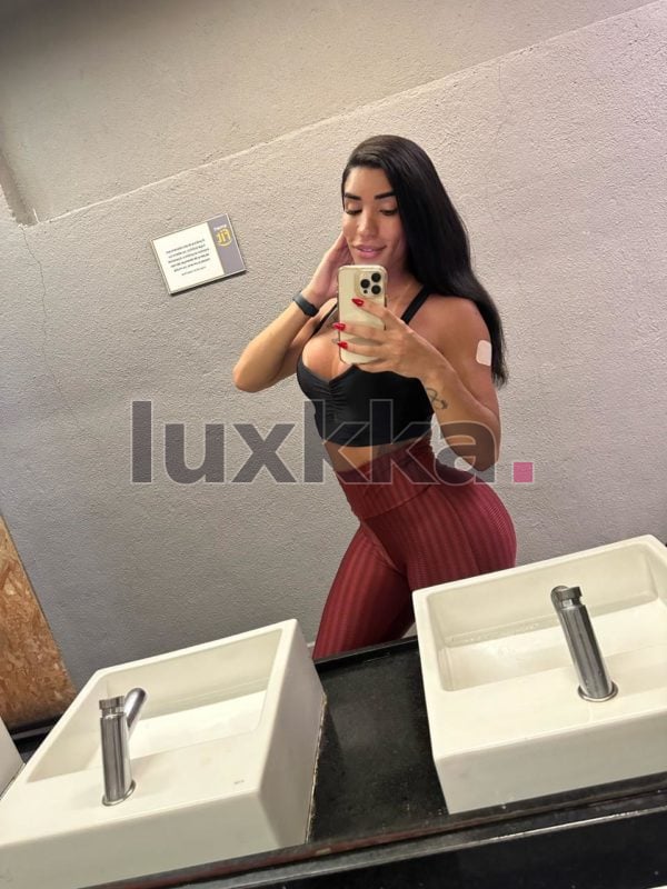 Maysa Maia, acompanhante trans em Copacabana, Rio de Janeiro, foto 88 de 159