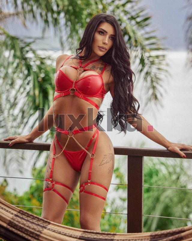 Maysa Maia, acompanhante trans em Copacabana, Rio de Janeiro, foto 106 de 159
