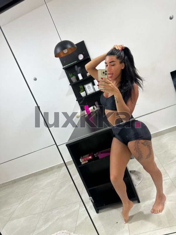 Maysa Maia, acompanhante trans em Copacabana, Rio de Janeiro, foto 97 de 159