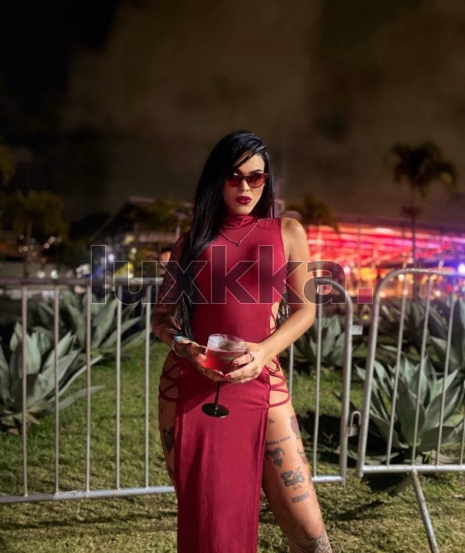 Lorena Félix, acompanhante trans em Copacabana, Rio de Janeiro, foto 25 de 47