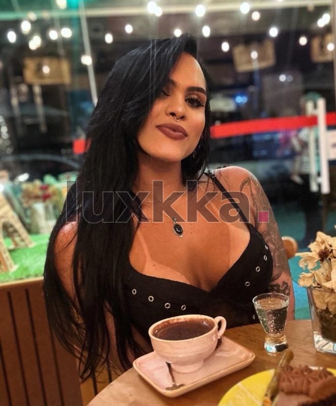 Lorena Félix, acompanhante trans em Copacabana, Rio de Janeiro, foto 38 de 47
