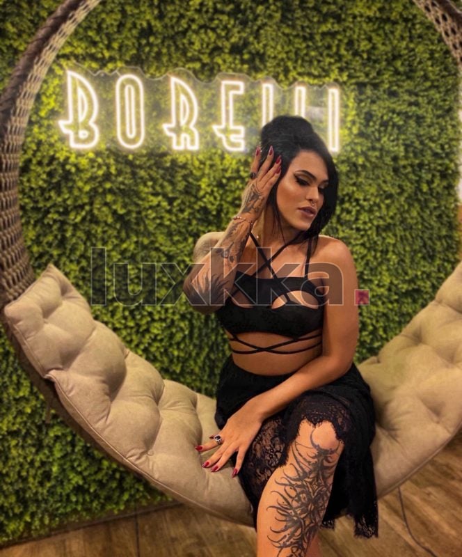 Lorena Félix, acompanhante trans em Copacabana, Rio de Janeiro, foto 23 de 47