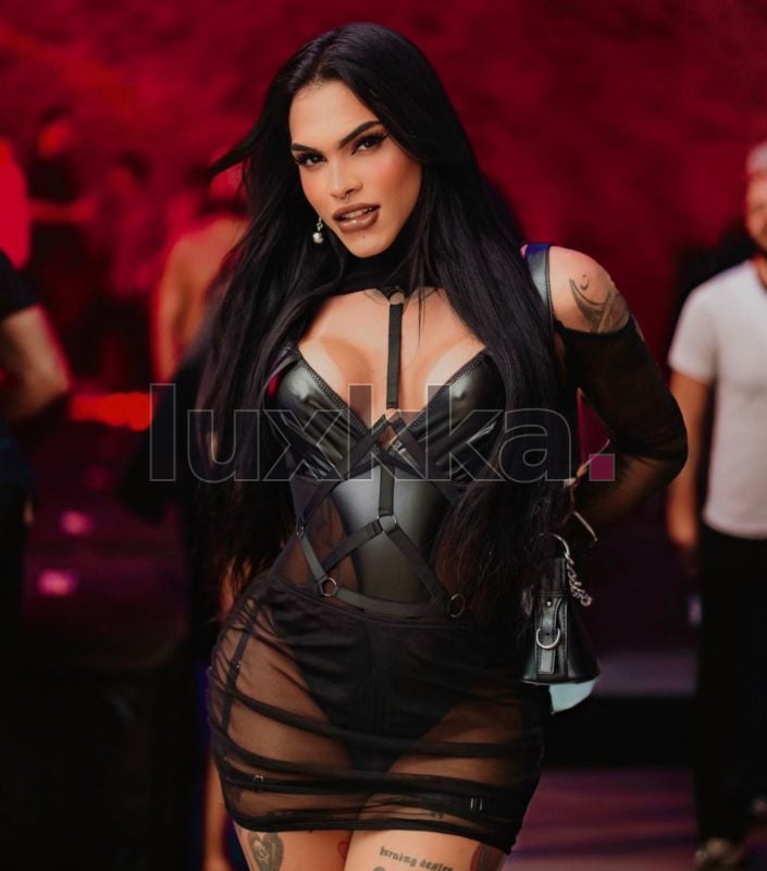 Lorena Félix, acompanhante trans em Copacabana, Rio de Janeiro, foto 39 de 47