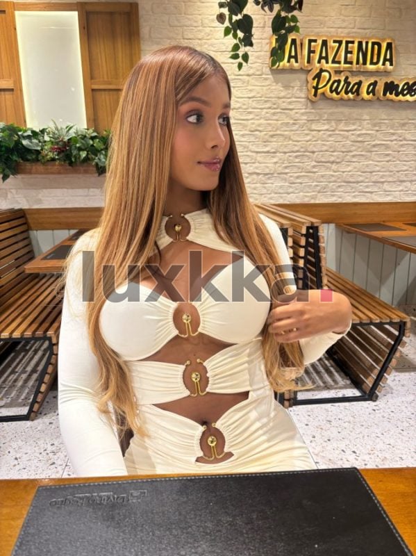 Roberta Close, acompanhante trans em Copacabana, Rio de Janeiro, foto 12 de 53