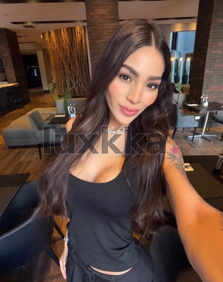 Larissa Araújo, acompanhante trans em Copacabana, Rio de Janeiro, foto 34 de 142