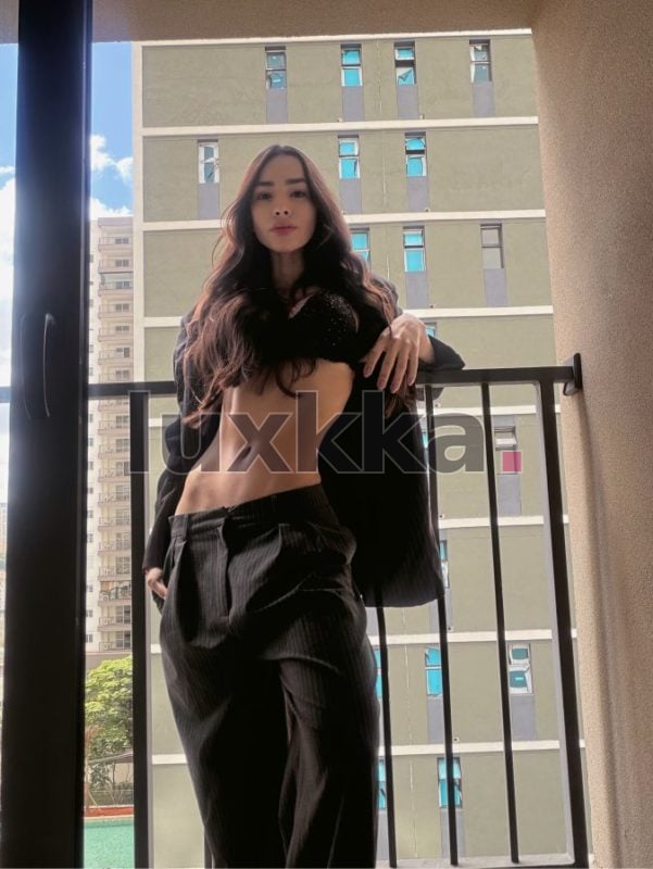 Larissa Araújo, acompanhante trans em Copacabana, Rio de Janeiro, foto 113 de 142