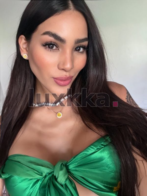 Larissa Araújo, acompanhante trans em Copacabana, Rio de Janeiro, foto 52 de 142