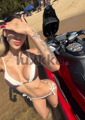 Larissa Araújo, acompanhante trans em Copacabana, Rio de Janeiro, foto 8 de 142