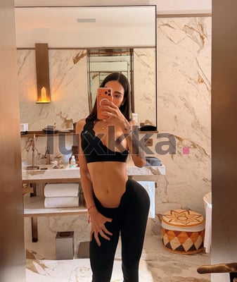 Larissa Araújo, acompanhante trans em Copacabana, Rio de Janeiro, foto 21 de 142