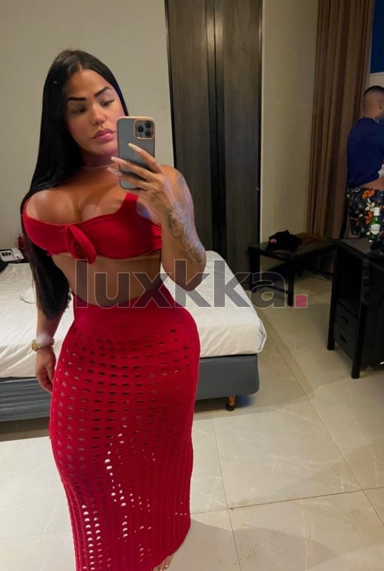 Isabella Reis, acompanhante trans na Barra da Tijuca, Rio de Janeiro, foto 27 de 92