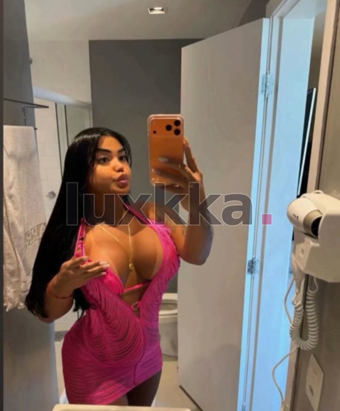 Isabella Reis, acompanhante trans na Barra da Tijuca, Rio de Janeiro, foto 62 de 92