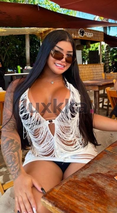 Isabella Reis, acompanhante trans na Barra da Tijuca, Rio de Janeiro, foto 9 de 92