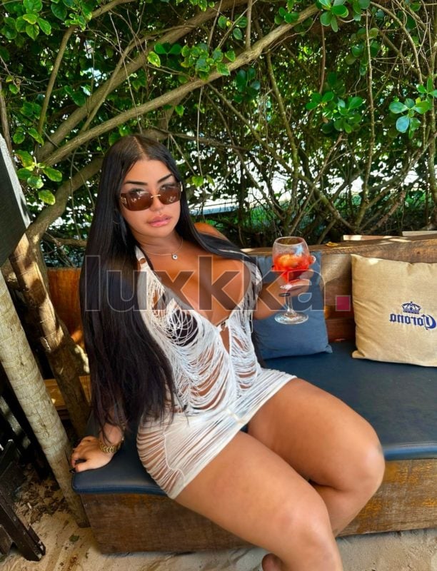 Isabella Reis, acompanhante trans na Barra da Tijuca, Rio de Janeiro, foto 51 de 92