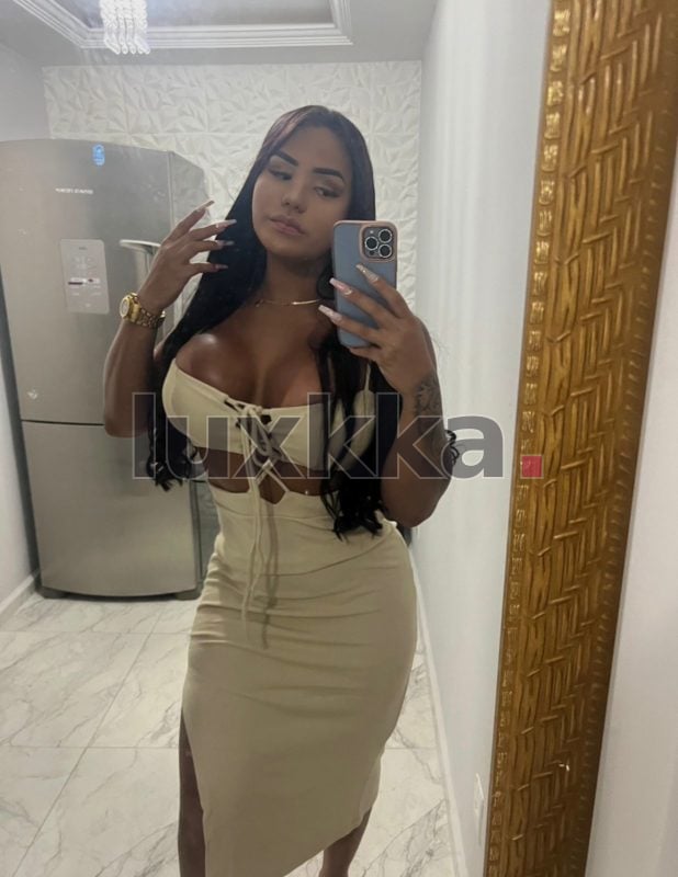 Isabella Reis, acompanhante trans na Barra da Tijuca, Rio de Janeiro, foto 55 de 92