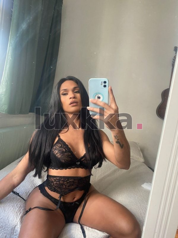 Sophia Oliver, acompanhante trans em Copacabana, Rio de Janeiro, foto 5 de 17