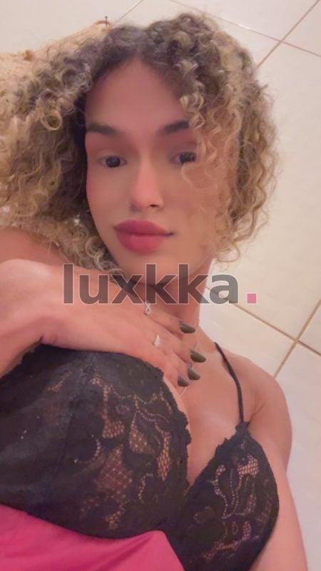 Raica Basso, acompanhante trans em Copacabana, Rio de Janeiro, foto 17 de 25