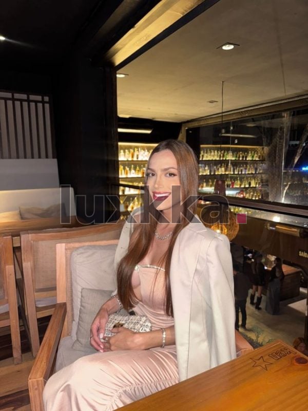 Patrícia Borges, acompanhante trans em Copacabana, Rio de Janeiro, foto 93 de 104