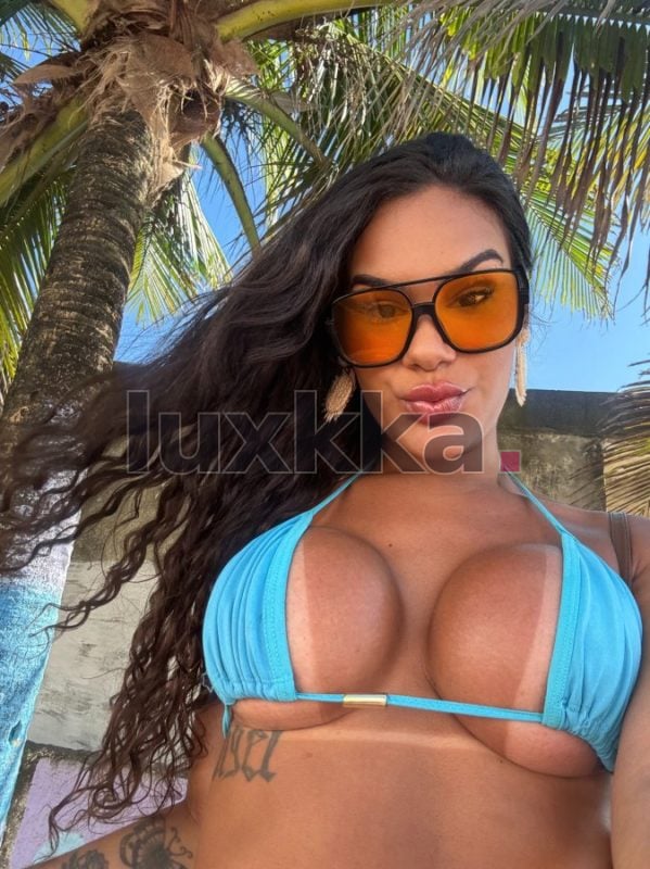 Pietra Silva, acompanhante trans em Copacabana, Rio de Janeiro, foto 18 de 100
