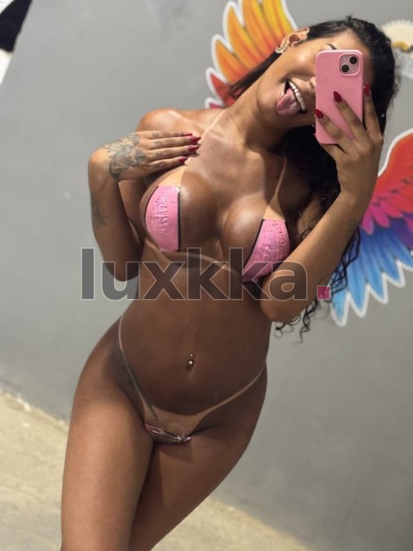 Pietra Silva, acompanhante trans em Copacabana, Rio de Janeiro, foto 26 de 100