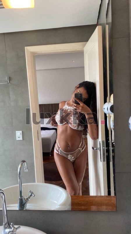 Pietra Silva, acompanhante trans em Copacabana, Rio de Janeiro, foto 3 de 100