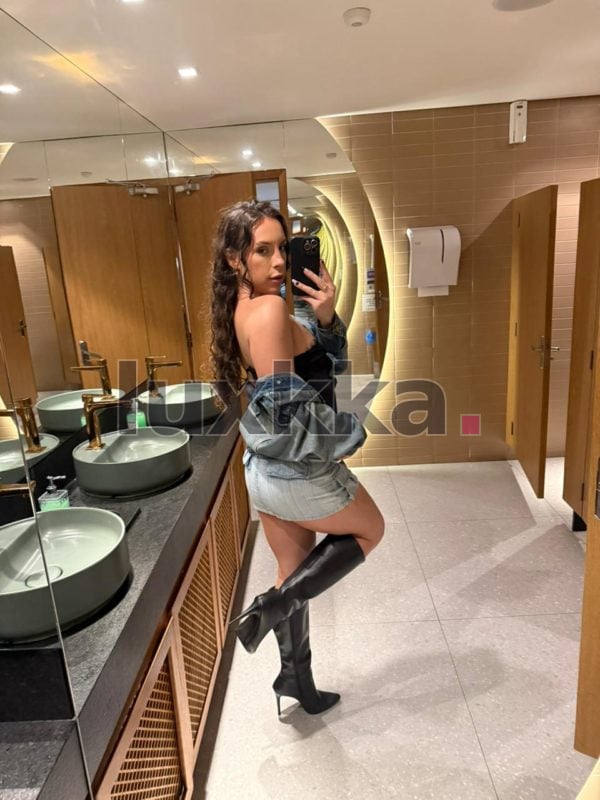Lavinia Britto, acompanhante trans na Bela Vista, São Paulo, foto 91 de 152