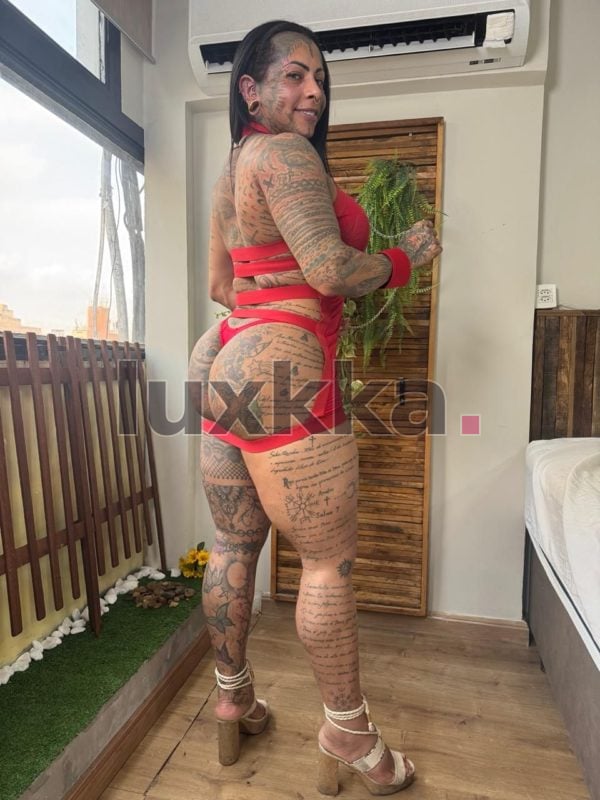 Isabelly Ferreira, acompanhante trans na Vila Guilherme, São Paulo, foto 29 de 73