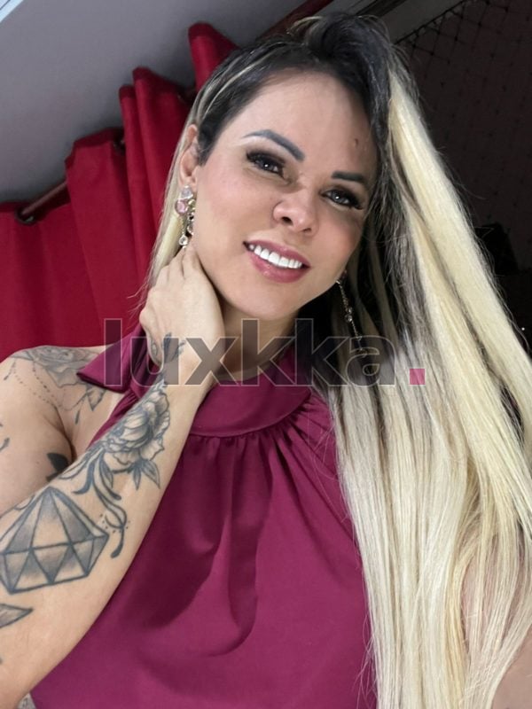 Kely Couto, acompanhante trans no Centro, Belo Horizonte, foto 116 de 127