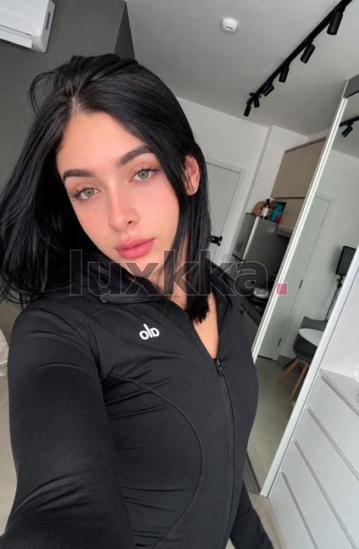 Megan DeVille, acompanhante trans na Bela Vista, São Paulo, foto 10 de 41