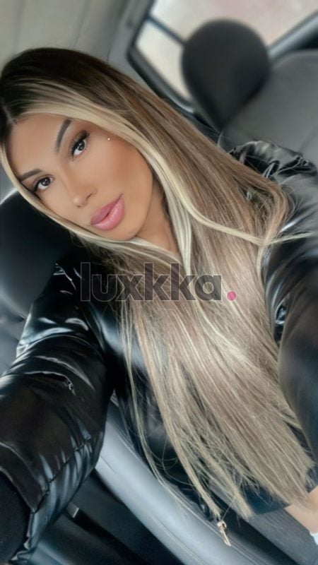 Clara Menezes, acompanhante trans em Copacabana, Rio de Janeiro