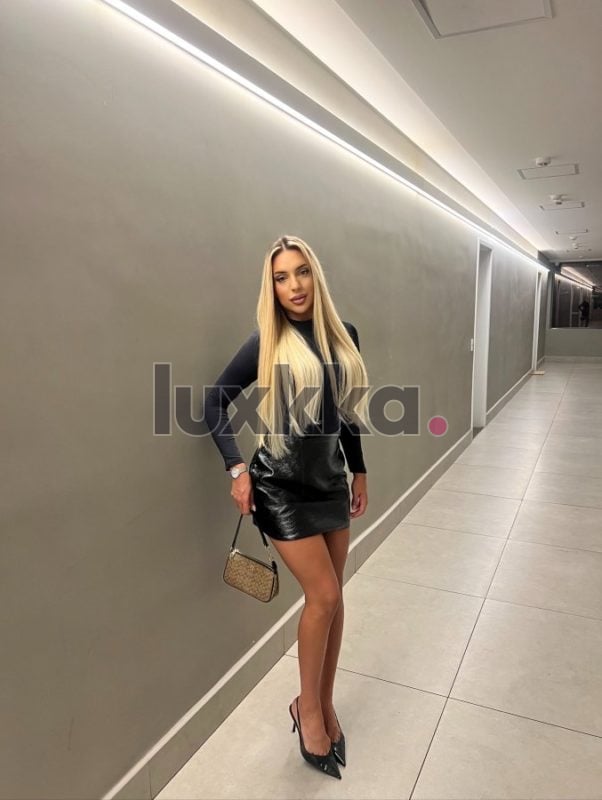 Cintia Novaes, acompanhante trans na Barra da Tijuca, Rio de Janeiro, foto 66 de 110