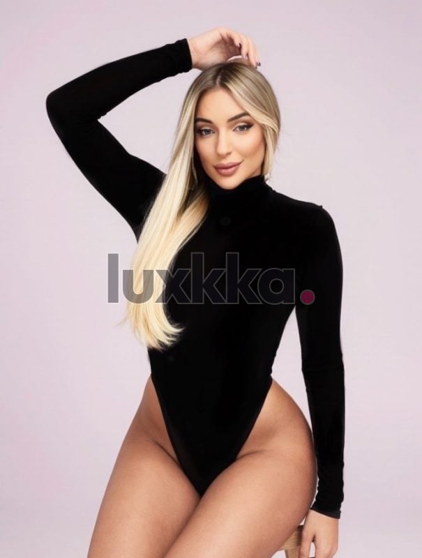Cintia Novaes, acompanhante trans na Barra da Tijuca, Rio de Janeiro, foto 75 de 110
