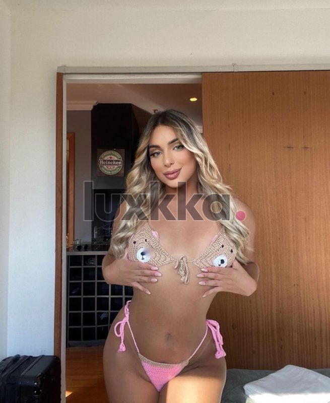 Cintia Novaes, acompanhante trans na Barra da Tijuca, Rio de Janeiro, foto 96 de 110